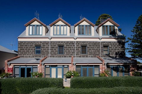 Docks At The Mill - Darwin Holiday 6