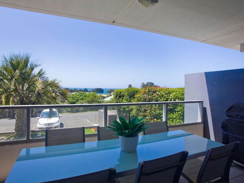 LORNE CHALET APARTMENT 10 Ask About Midweek Deals - Darwin Holiday 3
