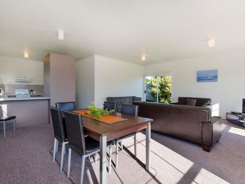 Julieanne South Beach Home Made For Families - Darwin Holiday 6