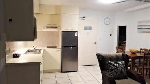 Mooloolaba Beachfront Apartment - Darwin Holiday 5