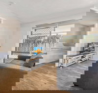 Sea-Hi Beachside Apartment - Darwin Holiday