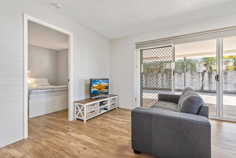 Sea-Hi Beachside Apartment - Darwin Holiday 0