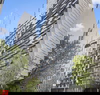 DreamHost Apartments at Carlson View - Darwin Holiday