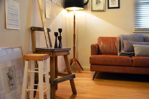 Circa Ivy Prince Daylesford - Darwin Holiday 1