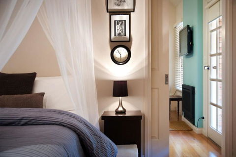 Circa Ivy Prince Daylesford - Darwin Holiday 2