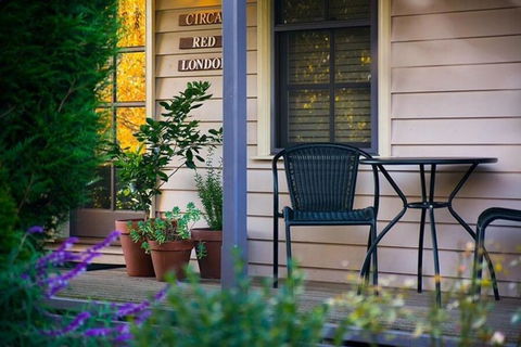 Circa Red London Daylesford - Darwin Holiday 5
