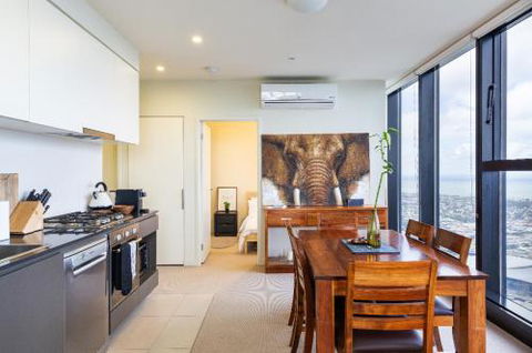 ON TOP Of THE WORLD BEST VIEWS In MELBOURNE !! - Darwin Holiday 2