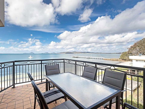 2 / 137 Soldiers Point Road Luxury Unit On The Waterfront With Aircon & Free Unlimited Wi Fi - Darwin Holiday 6
