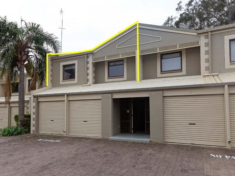 2 Carindale 19 23 Dowling Street Pool Tennis Court Close To Town - Darwin Holiday 2