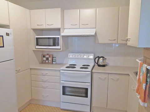 3 Collendina 19 Kurrawa Close Position & Water Views WOW - Darwin Holiday 6