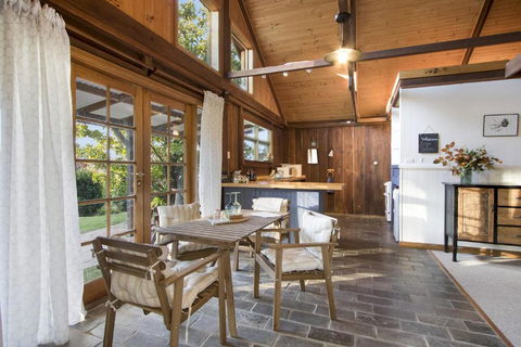 BROWNS COTTAGE - Darwin Holiday 3