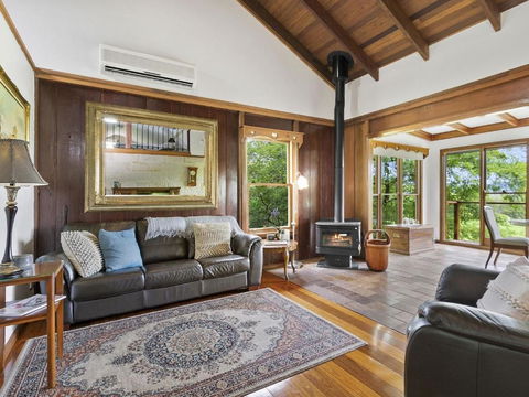 CHRISTOPHERS COTTAGE - Darwin Holiday 1