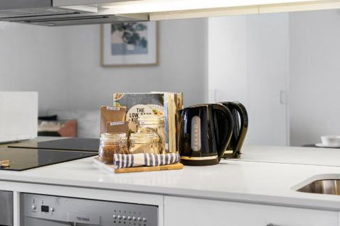 Complete Host Hudson Apartments - Darwin Holiday 3