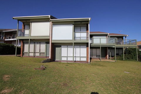 Southern Sands Beachfront Apartments - Darwin Holiday 5