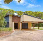 18 Naiad Court Rainbow Shores Modern Beach House Walk to Beach - Darwin Holiday