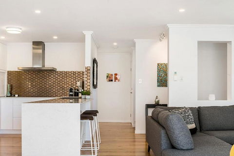 Seadrift 31 On Browning Street - Darwin Holiday 4