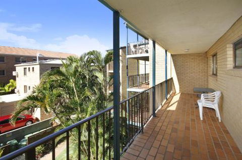 Lowanna Unit 10 24 Bulcock Beach Esplanade Bulcock Beach - Darwin Holiday 1