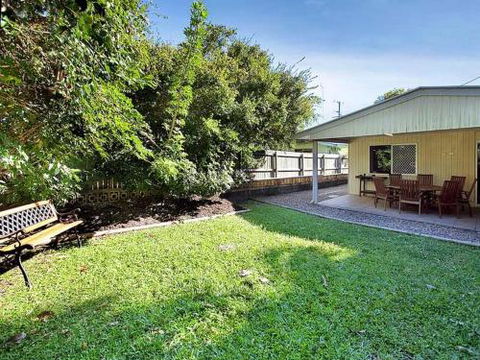 Roderick Street 52 Moffat Beach - Darwin Holiday 0