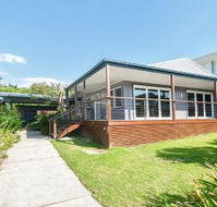 No. 1 Fingal Bay Beach House The Little Abode - Darwin Holiday