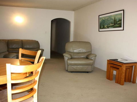 Bentley 3 North Street - Darwin Holiday 1