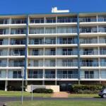 Oceanic 28 On The Beach! - Darwin Holiday 0