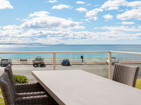 Oceanic 1 On Forster Main Beach! - Darwin Holiday 5