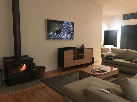 The Bolt Hole - Darwin Holiday 0