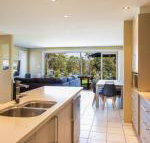 HARBOUR LIGHTS Ulladulla - Darwin Holiday