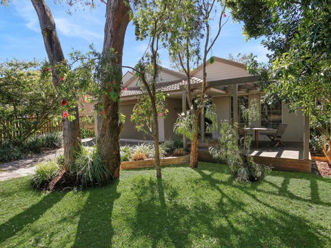 Pet Friendly Beach Home - Darwin Holiday 2