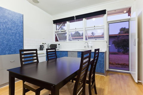 Exmouth Villas Unit 33 Renovated Holiday Villa A Short Walk From Town Centre - Darwin Holiday 5