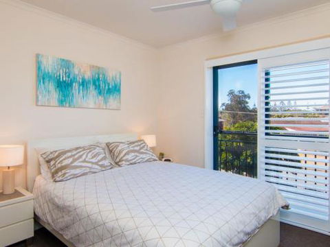 Seachange 11 - Darwin Holiday 1