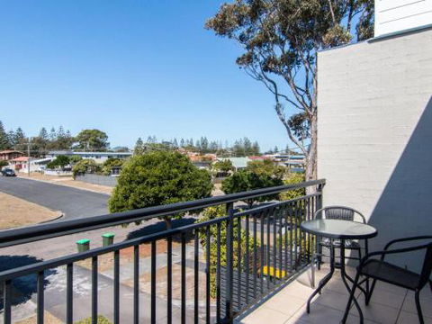 Seachange 11 - Darwin Holiday 5