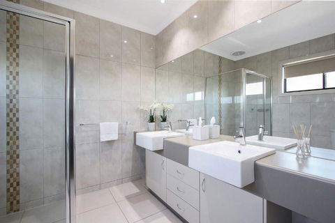 Cypress Townhouse 21 Mulwala - Darwin Holiday 6
