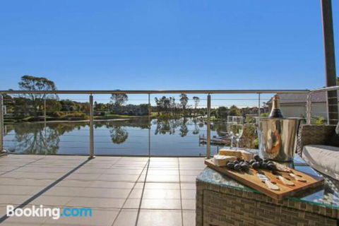 Cypress Townhouse 23 Suite - Darwin Holiday 0