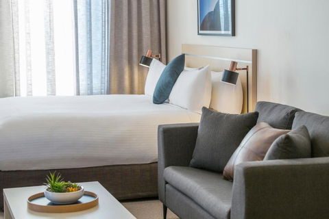 Apartments At 60 Market - Darwin Holiday 3