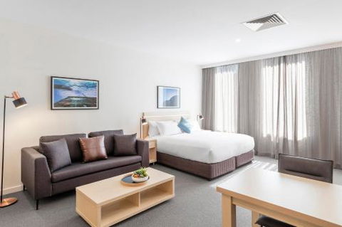 Apartments At 60 Market - Darwin Holiday 4