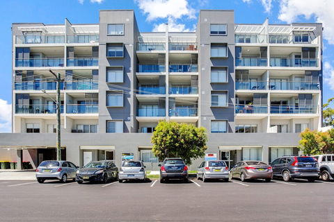 The Shoal Apartments Unit 410 / 4 8 Bullecourt Street - Darwin Holiday 0
