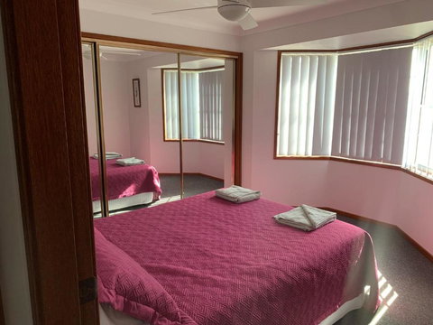 The Beach House On Fitzroy At Anna Bay - Darwin Holiday 1