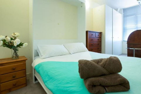 Noah Â· Central City Location With Views & Parking - Darwin Holiday 3