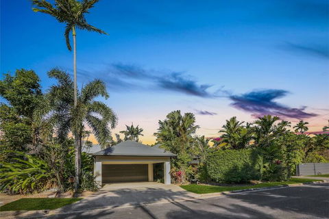 Poppys Retreat Palm Cove - Darwin Holiday 2