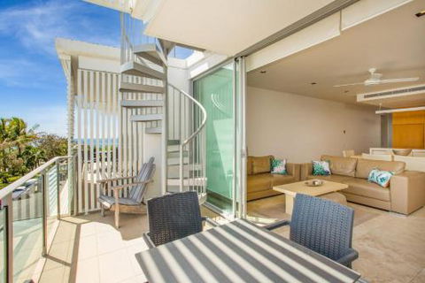 Unit 203 Plantation Rainbow Beach Plantation Resort Top Floor Aircon Free Wi Fi - Darwin Holiday 0