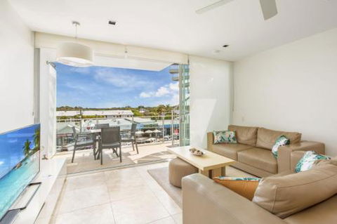 Unit 203 Plantation Rainbow Beach Plantation Resort Top Floor Aircon Free Wi Fi - Darwin Holiday 1