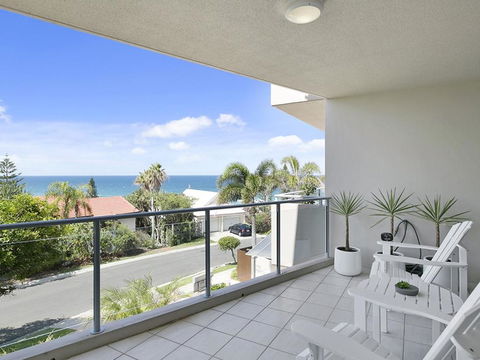 Sunny & Spacious Sunshine Beach - Darwin Holiday 1