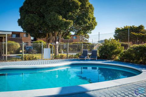 Apollo Unit 21 - Darwin Holiday 1