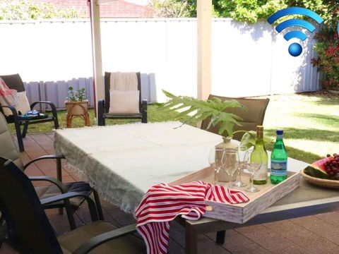 White Sands At Fingal Bay - Darwin Holiday 5