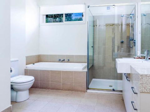 COASTAL SOUL VILLA At BROADBEACH - Darwin Holiday 4