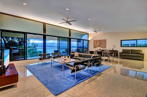 Waves 3 Luxury 3 Bedroom - Darwin Holiday 1