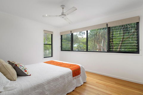 12 Naiad Court Pool Sleeps 8 Close To Beach - Darwin Holiday 1