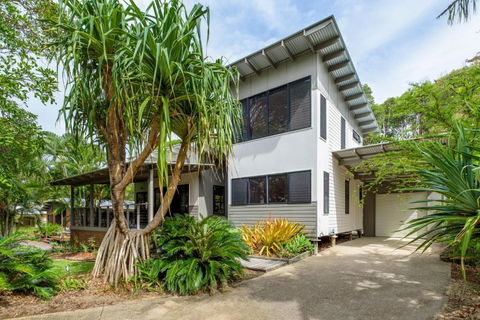 12 Naiad Court Pool Sleeps 8 Close To Beach - Darwin Holiday 3