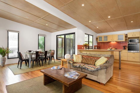 12 Naiad Court Pool Sleeps 8 Close To Beach - Darwin Holiday 4